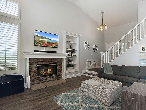 Living Room and Entry