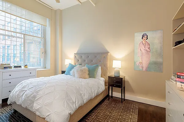 Sold by Nest Seekers International | media 6