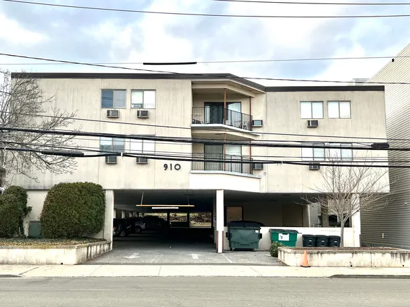 910 Hope Street #11B, Stamford, CT 06907