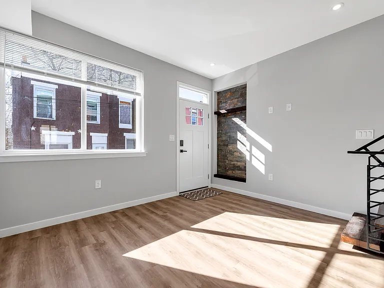 2635 W Sterner St — Photo 16