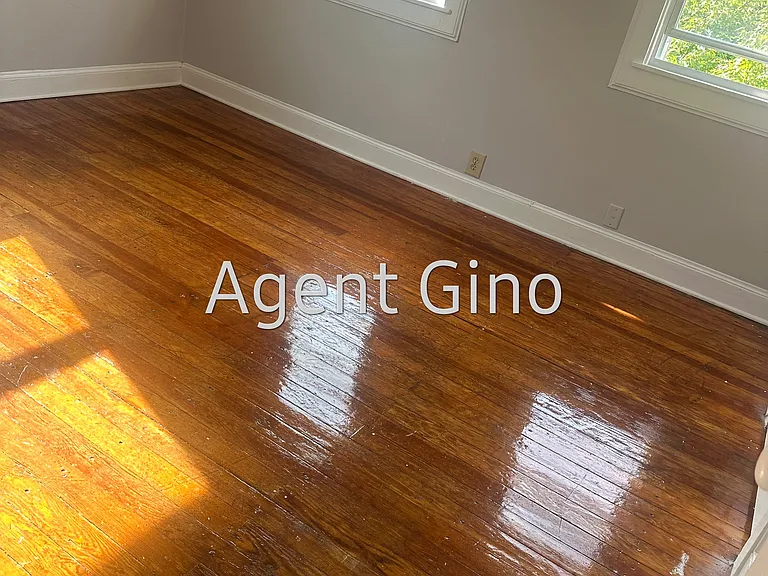 1422 F St — Photo 8