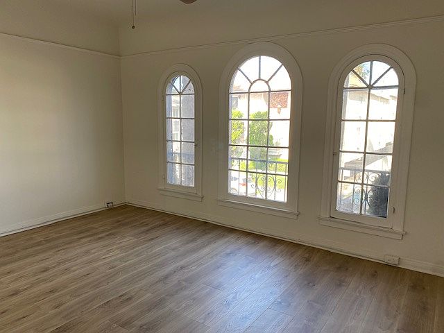 1st image of 1537 Corinth Ave APT 9