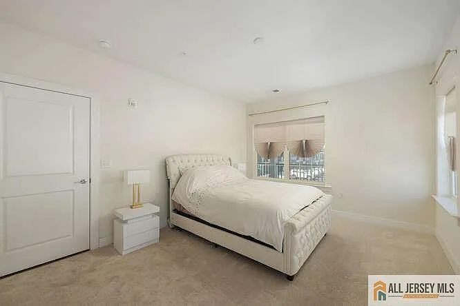 421 Tavern Rd — Photo 17