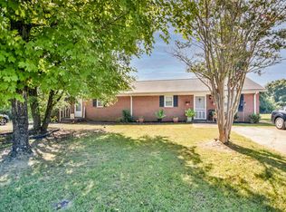 2004 & 2008 E Lee Rd, Taylors, SC 29687