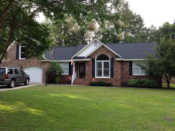 73 Falcon Crest Rd, Lugoff, SC 29078