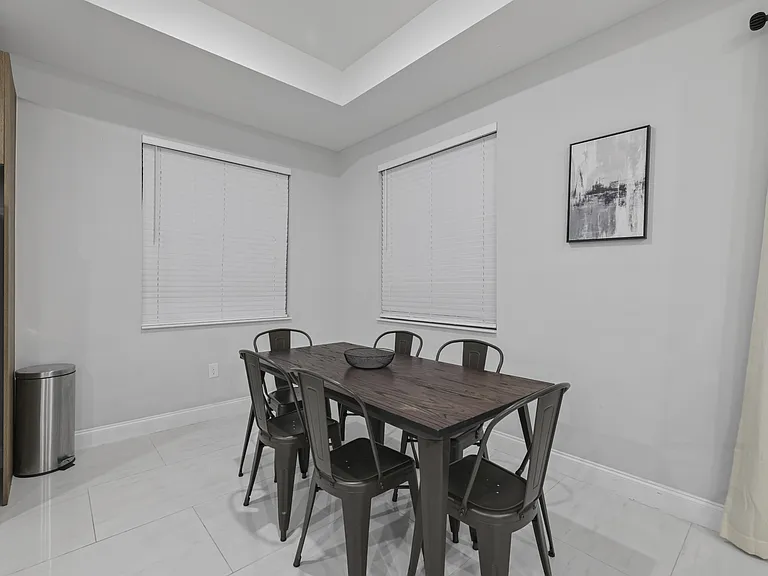 2906 65th St W — Photo 10