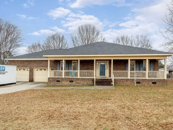50 Powell Dr, Smithfield, NC 27577