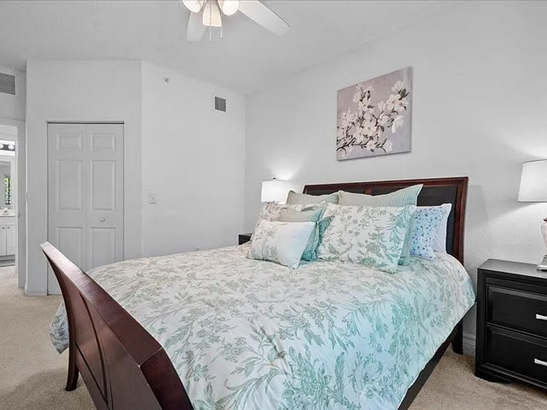 3020 Alcazar Pl #308 — Photo 9