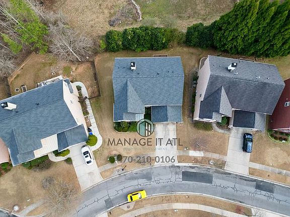 3rd image of 1380 Belmont Hills Dr