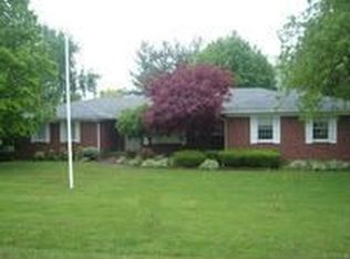 690 Garden Pkwy, Circleville, OH 43113