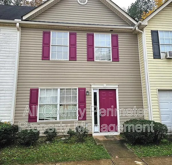 1855 Carrington Dr — Photo 1
