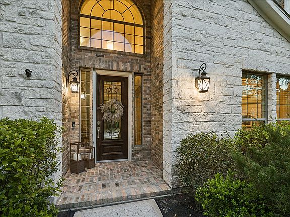 2nd image of 31030 S Imperial Path Ln