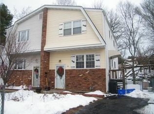 36 Lonergan Dr, Suffern, NY 10901