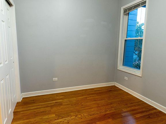 5th image of 1251 W Argyle St