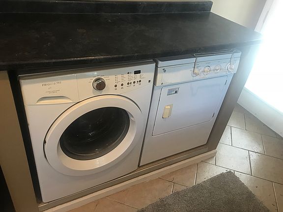 washer and dryer provided