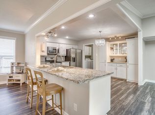 2616 Treeview Dr, Arlington, TX 76016