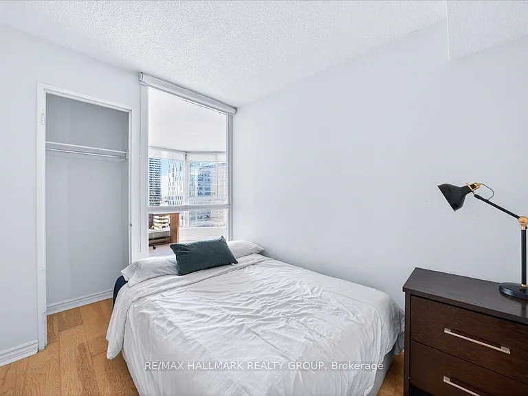 55 Centre Ave #1506 — Photo 28