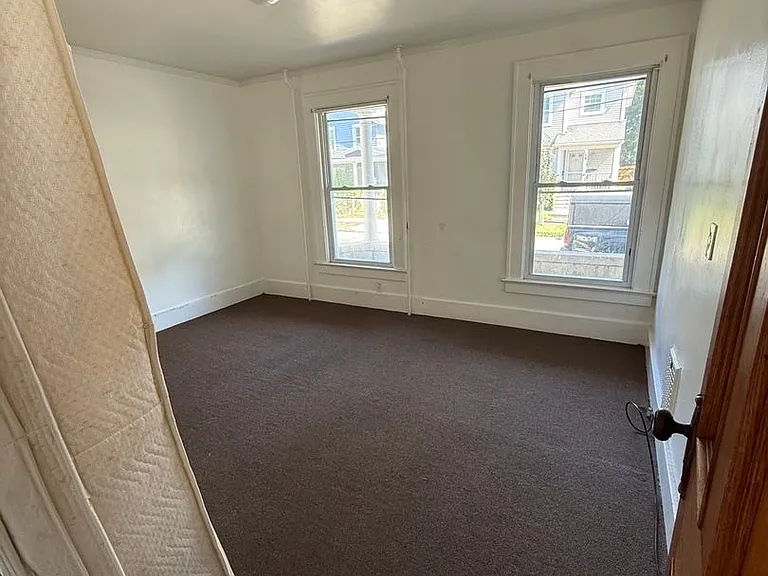 153 Atkinson St — Photo 2