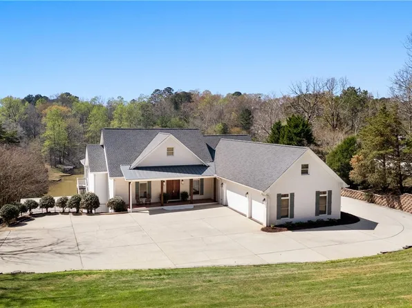 15104 Burnt Pines Rd, Northport, AL 35475