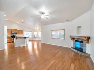 2320 N Julie Dr, Santa Clara, UT 84765