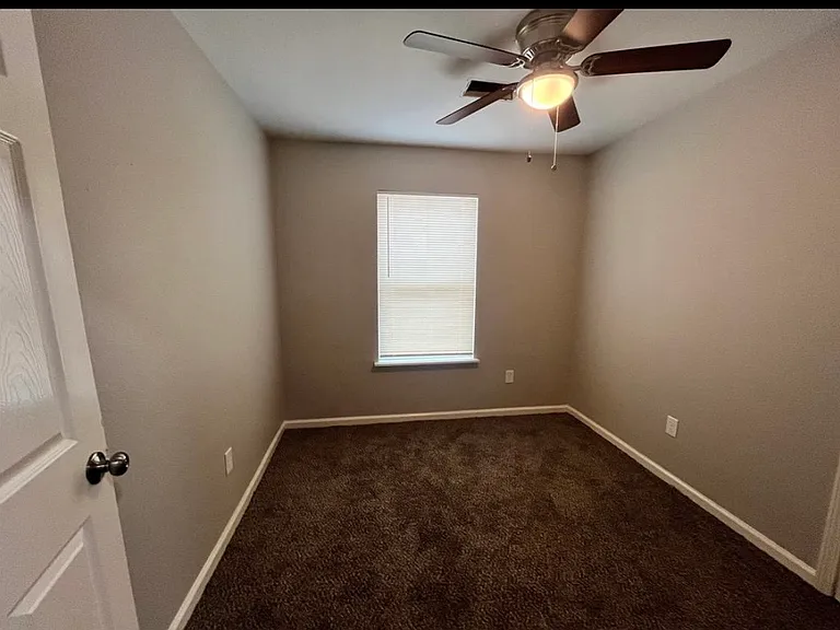 4219 Friar Point Rd — Photo 8