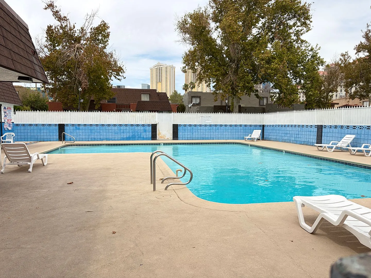 MO6301 — Photo 1