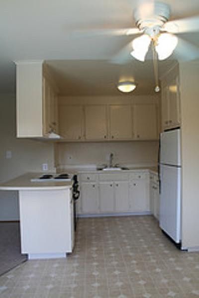 1st image of 150 W Hamilton Ave APT 21