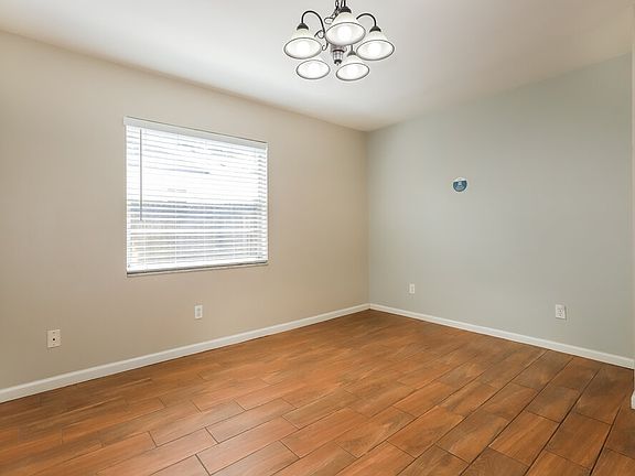 5th image of 11342 Blackbark Dr