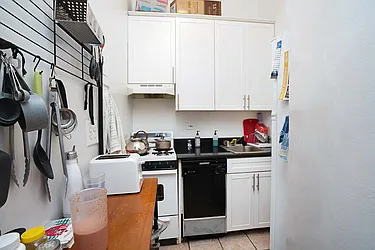 Rented by Waldstar Real Estate LLC