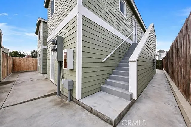 Studio, 266 sqft, $1,650 — Photo 2