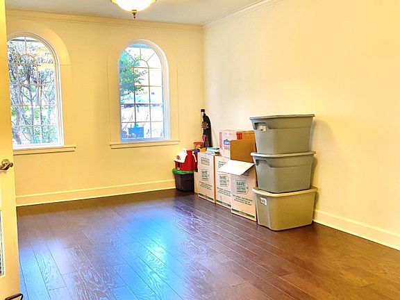 5th image of 1304 Auburn Ave
