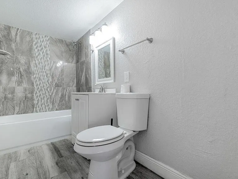 6324 La Costa Dr #C — Photo 16