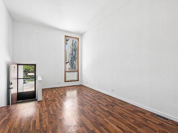 3rd image of 363 Cedar Tree Ct Unit 363