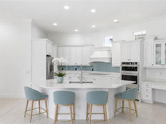 4th image of 2844 Coco Lakes DR