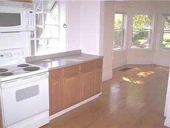 216 Norfolk St — Photo 3