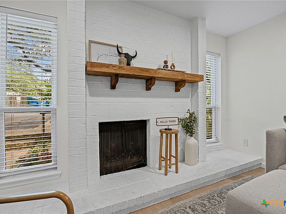 3rd image of 4159 Steck Ave Unit 163