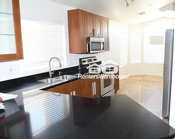 8757 E Avalon Dr — Photo 6