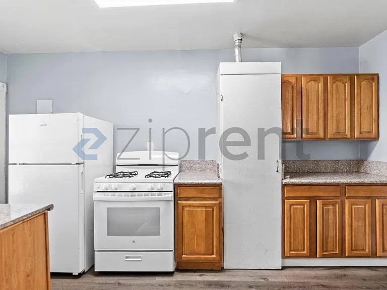 5915 Avenal Ave #5915 — Photo 10