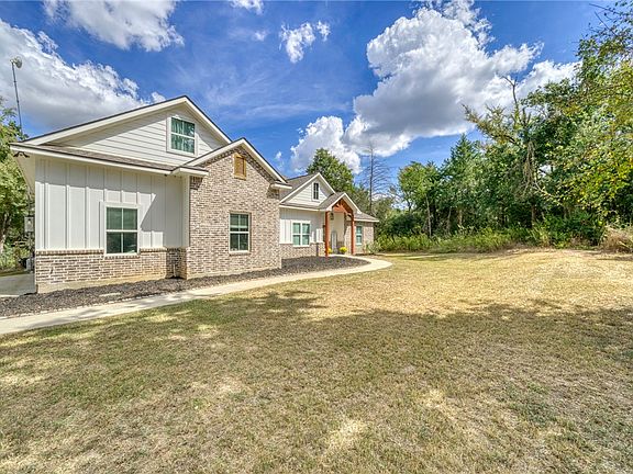 5th image of 1552 Maris Ln
