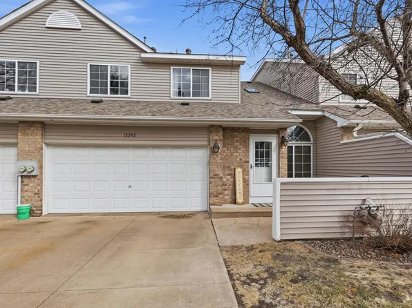 13242 Aberdeen St NE, Blaine, MN 55449