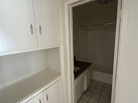 5th image of 3714 Inglewood Blvd #4