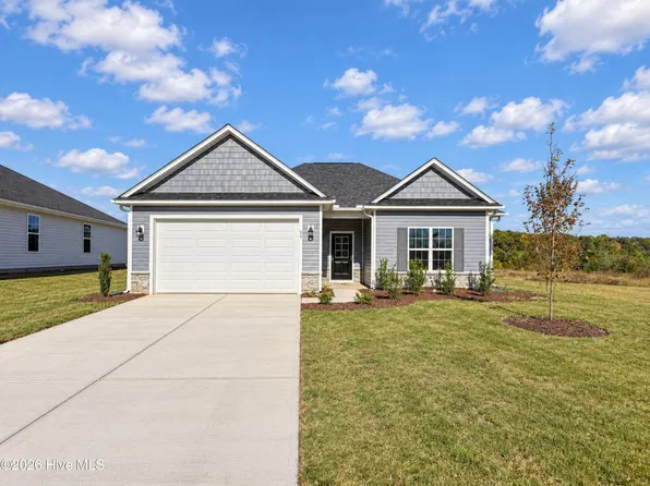 39 E Emily Gardens Drive, Selma, NC 27576