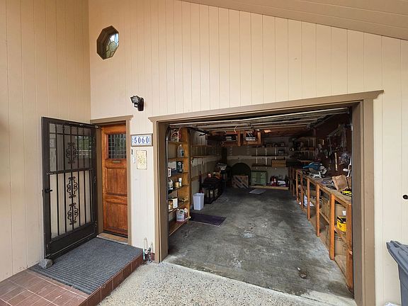 4th image of 5060 Meyers Ave