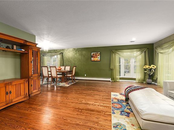 4th image of 5256 Devon Dr