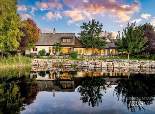 834 W Two Rivers Ln, Eagle, ID 83616