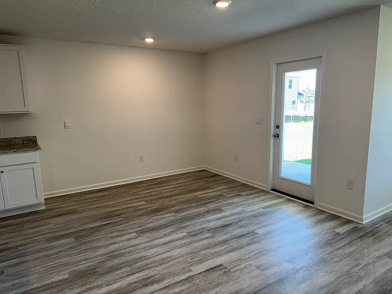 58 Sawbrier St — Photo 11