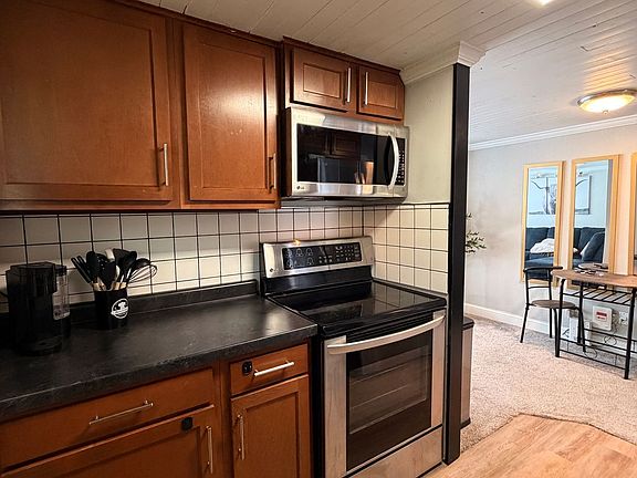 3rd image of 1115 Delmar Ct APT 2
