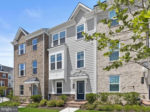 302 Bevington St, Baltimore, MD 21220