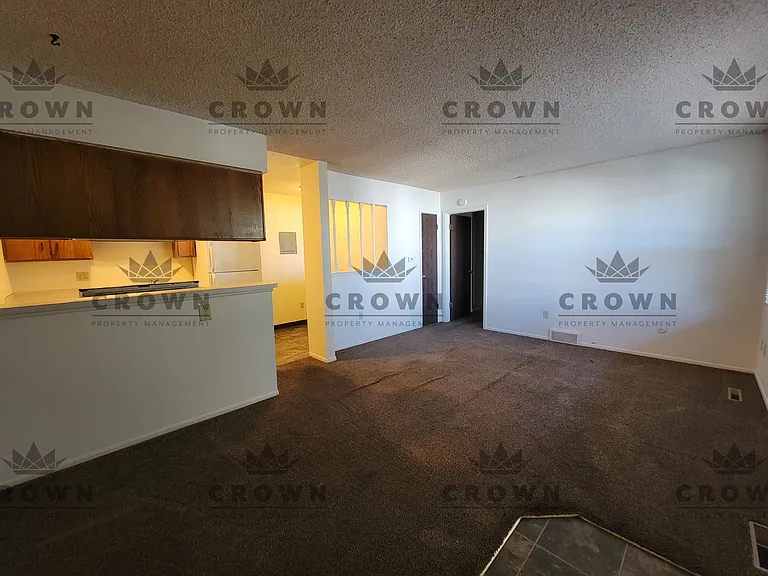1502 Trent Ct #11 — Photo 3