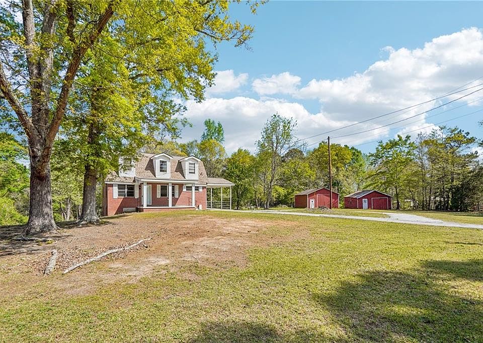 1st image of 305 Anderson Cir